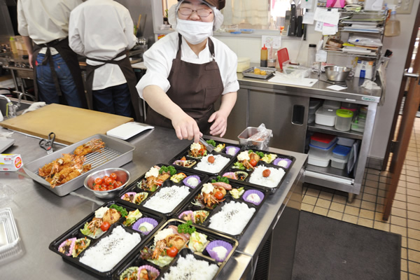 キッチンハーモニー　ポコ